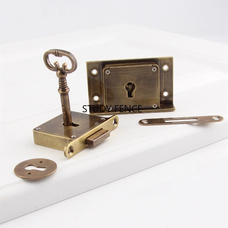 1PC Antikes Metall Schubladens – Furniture Hardware Locks Bewertung und Preis